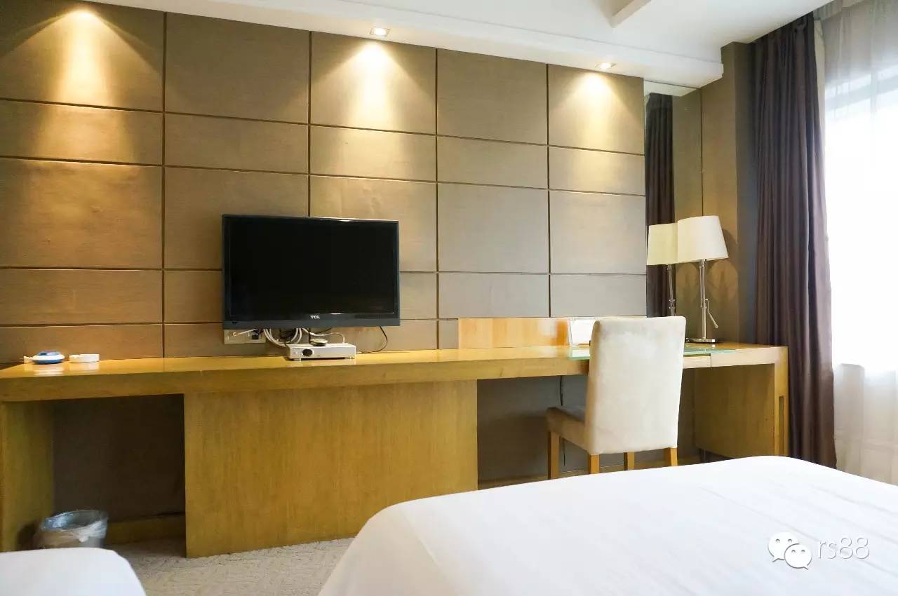 42鑻卞昂璞崕娓歌墖涔嬫梾,rs-88