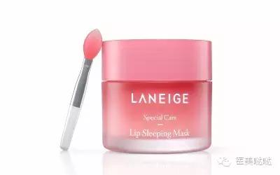 脸敏感泛红冒痘怎么解决 (春季脸干爆皮起痘)