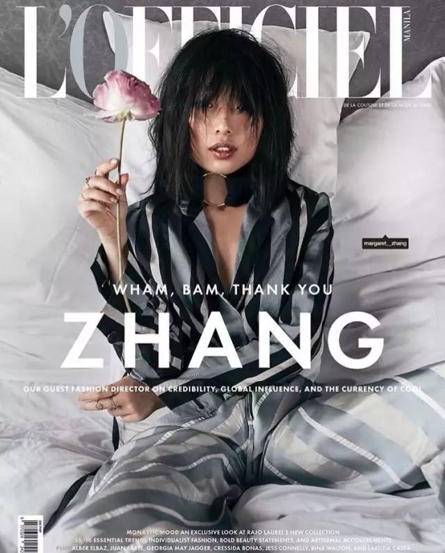 她是身高不到一米六的“丑小鸭”，靠才华和品位玩转时尚圈