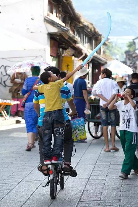 夏天就该去玩,夏天就去丽江旅游