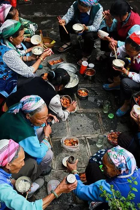 夏天就该去玩,夏天就去丽江旅游