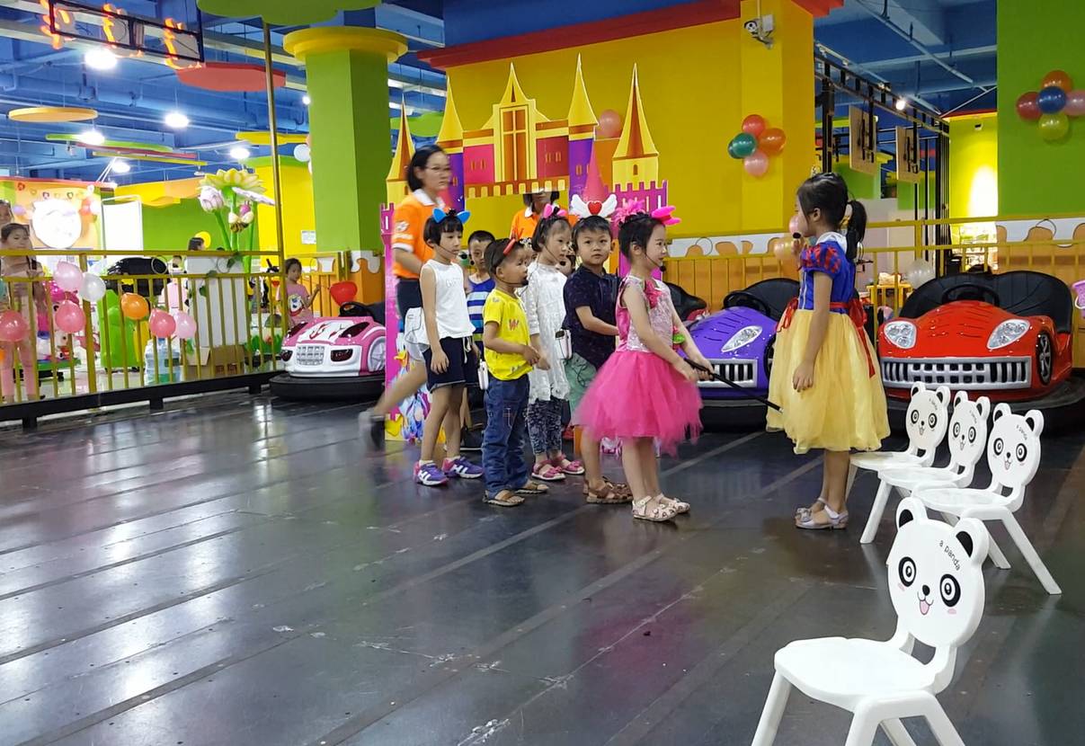 适合5个幼儿演的英文童话剧,英语童话剧表演小红帽