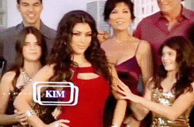 贫穷使人进步,贫穷使人进步后面一句