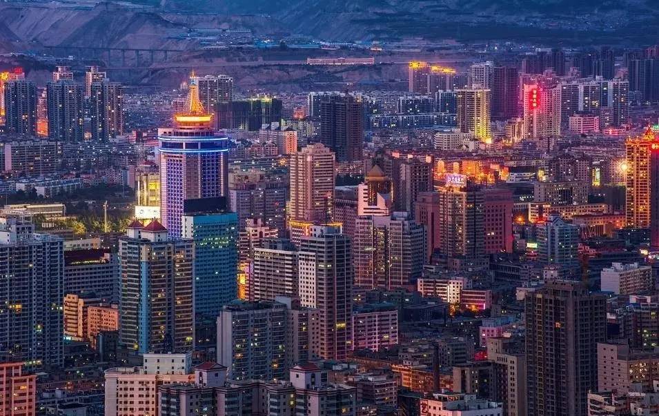 武汉又加开高铁线了，去兰州、乌鲁木齐这些地方玩，省钱又省时啦！