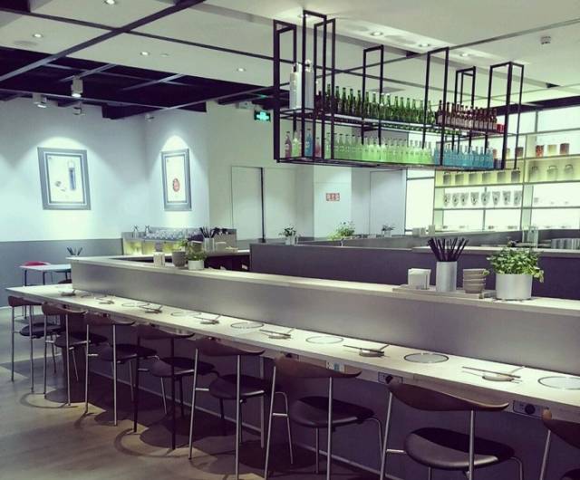 吃饭这么私人的事,吃饭是很私人的事