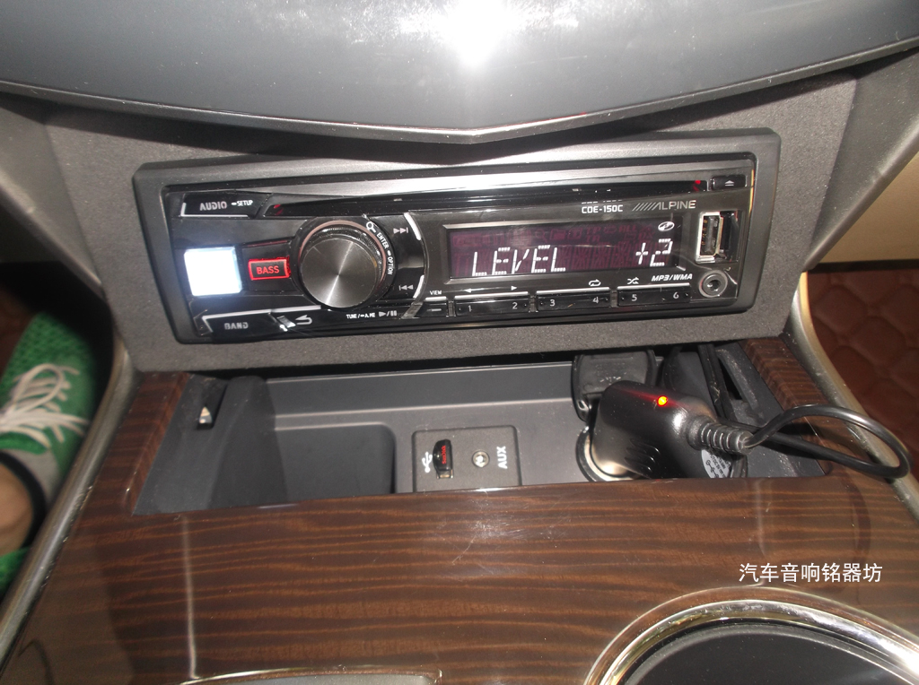 广州天籁丹拿汽车音响改装,日产天籁汽车音响改装推荐