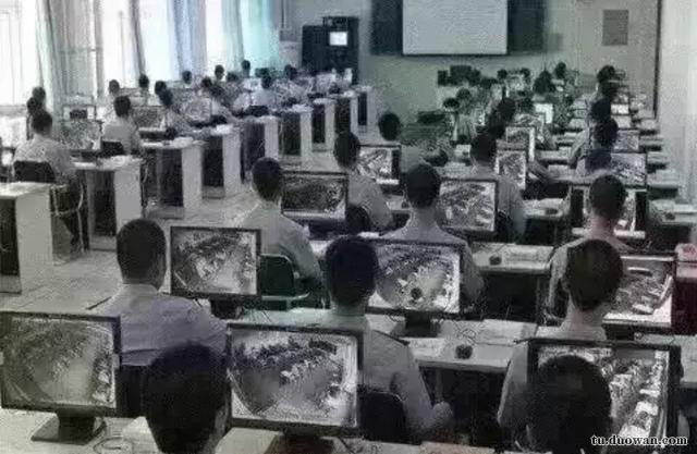 《每日一乐》都有土豪金版共享单车了