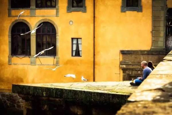 摄影大师的黑白街头摄影作品,30张街头摄影精选