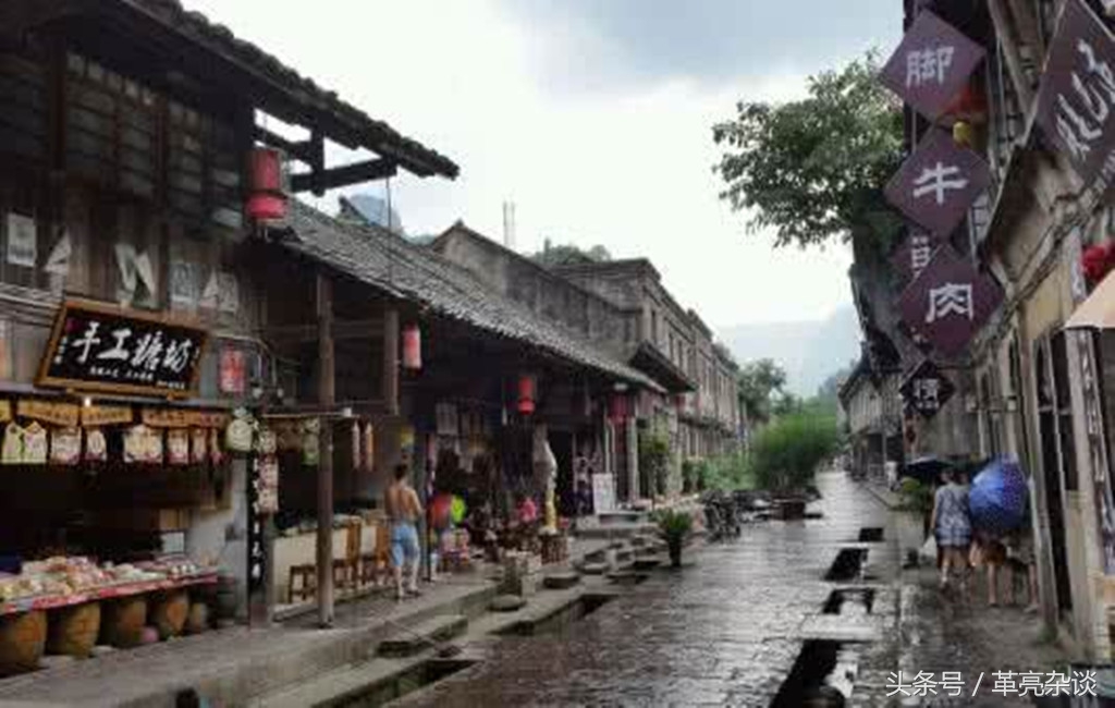 我们为什么把购物叫买“东西”，而不叫买“南北”呢？