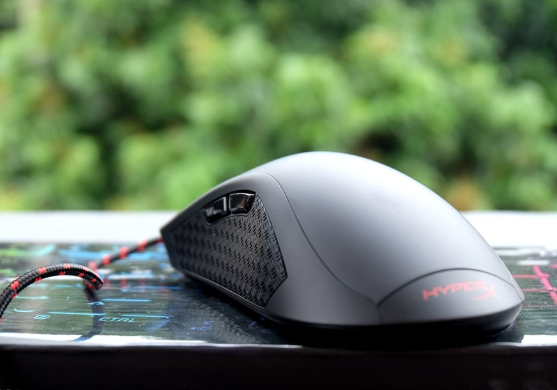 实力战将HyperXPulsefireFPS鼠标体验