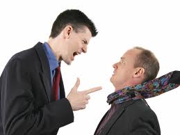 面对别人的抱怨要怎样高情商化解,遇到讨人厌的人会怎么办