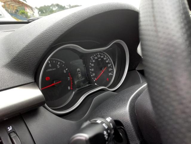 试驾奔腾x80,动力强劲测评