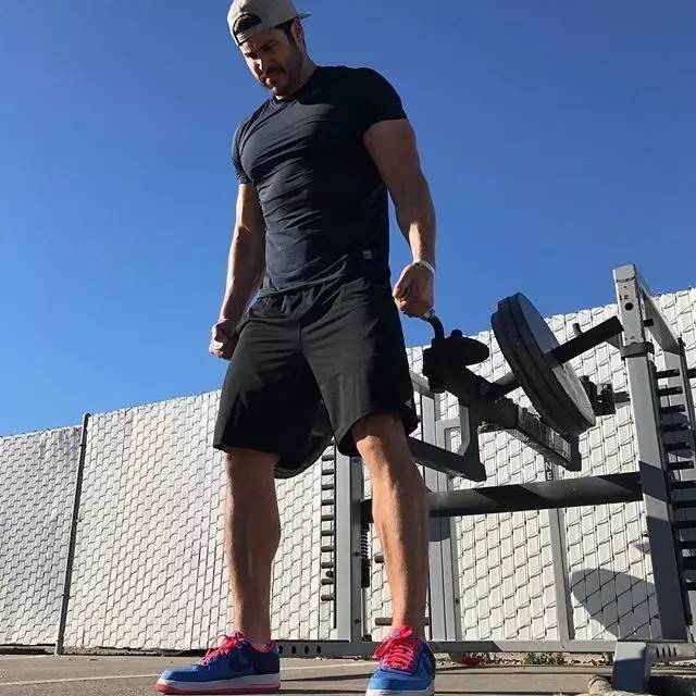 女友遭侮辱如何保护才是最正确的,当女朋友被人污蔑怎么安慰