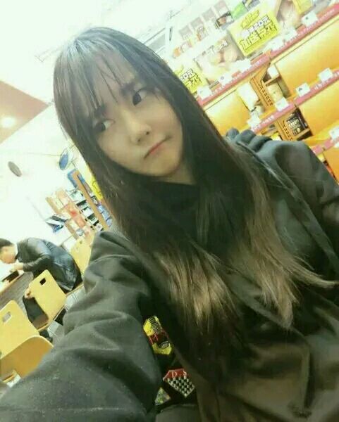 兼职挣钱的真实案例,一个小姐姐做生意