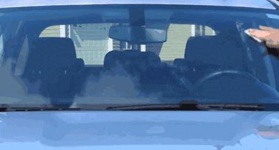 汽车挡风玻璃从外面砸不烂,车挡风玻璃被砸了个点怎么修复