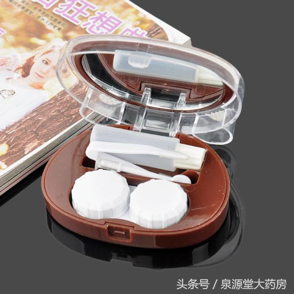 硅胶隐形眼镜容易红血丝,初期戴隐形眼镜会有红血丝