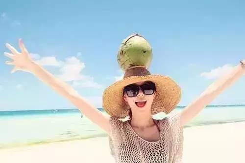 椰子汁水不是很甜,椰子汁椰子水椰树