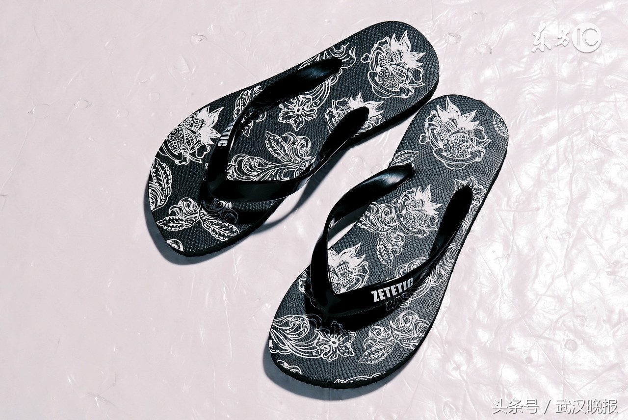 穿人字拖把脚磨破了,经常穿人字拖脚趾会有什么变化