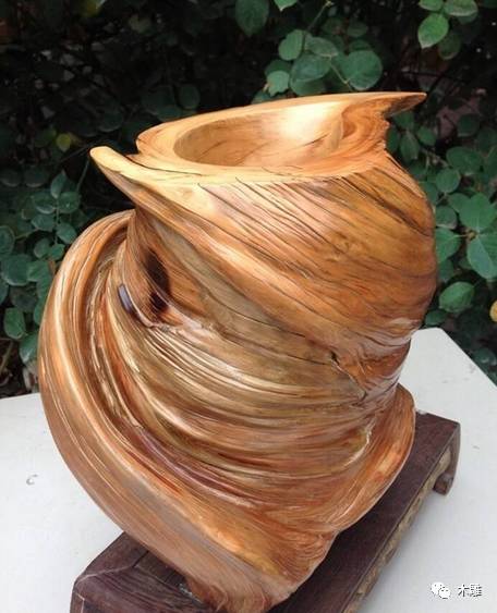 刚到手崖柏就两半了,崖柏会不会开裂