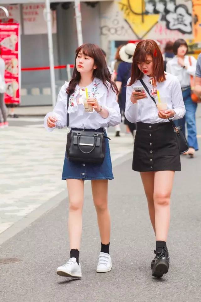 屁股大腿大穿衣搭配,如何改善屁股不匀称