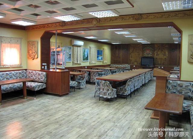 远东海上霸王龙访问香港，昔日航母杀手如今老旧不堪