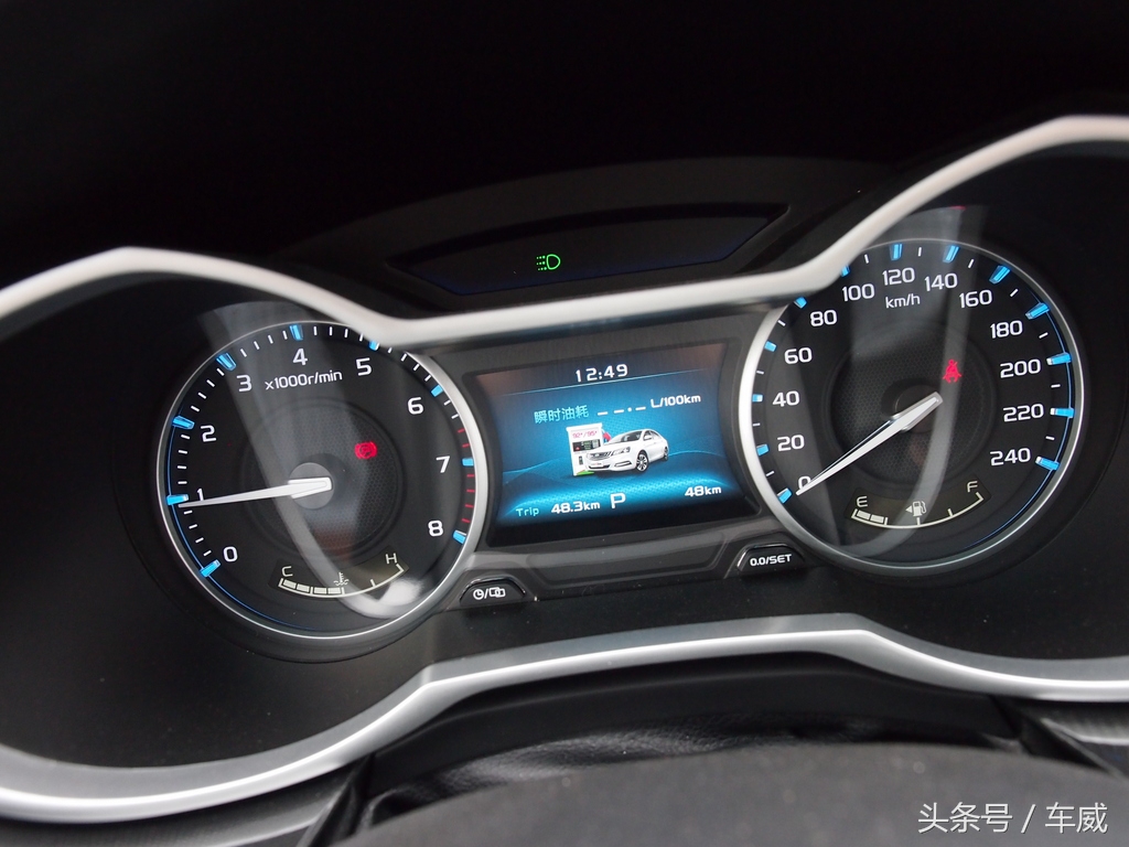 帝豪百万款向上版互联版用车感受,2017帝豪百万款手动向上互联评测