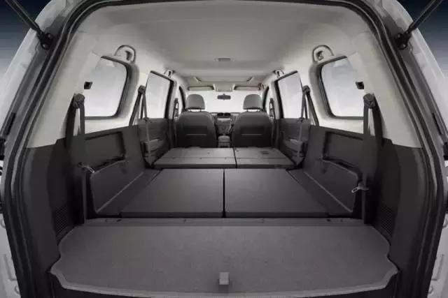 五万九千九，你这就跟我走