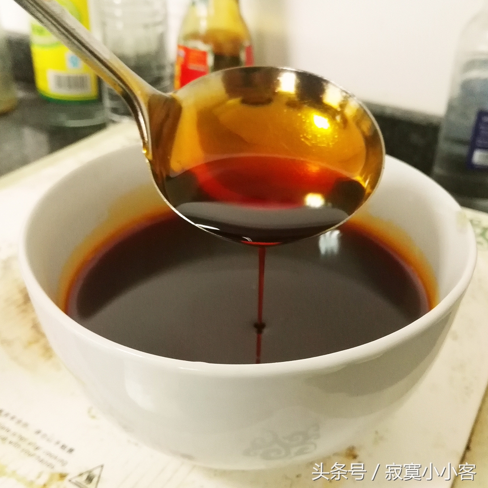 特色网红小吃柳州螺蛳粉的培训教程之三：专用辣椒红油的制作方法