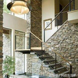 别墅建旋转楼梯好还是普通楼梯好,别墅旋转楼梯接直楼梯