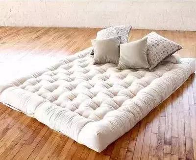 红星二场慕思床垫选购关注事项,床垫选购指南及方法