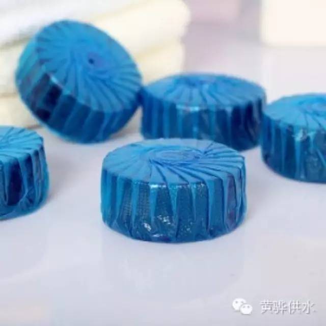 洁厕宝对人体有害吗,蓝色洁厕宝放在马桶里有害吗