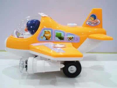 2万的一套的玩具，平民家庭玩不起，还是去技校锻炼动手能力吧