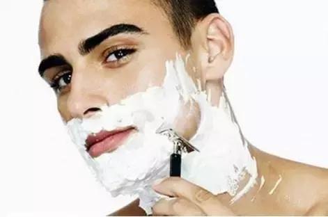 男士深度清洁脸部防过敏,脸部敏感用什么剃须刀