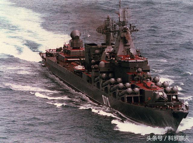 远东海上霸王龙访问香港，昔日航母杀手如今老旧不堪