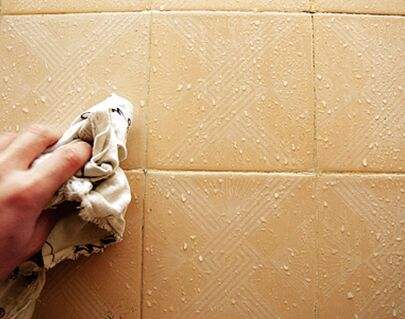 地下室潮湿发霉怎么办,电渗透解决地下室潮湿发霉