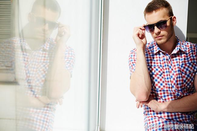 男生脸上长小黑斑怎么消除,男生脸上祛斑