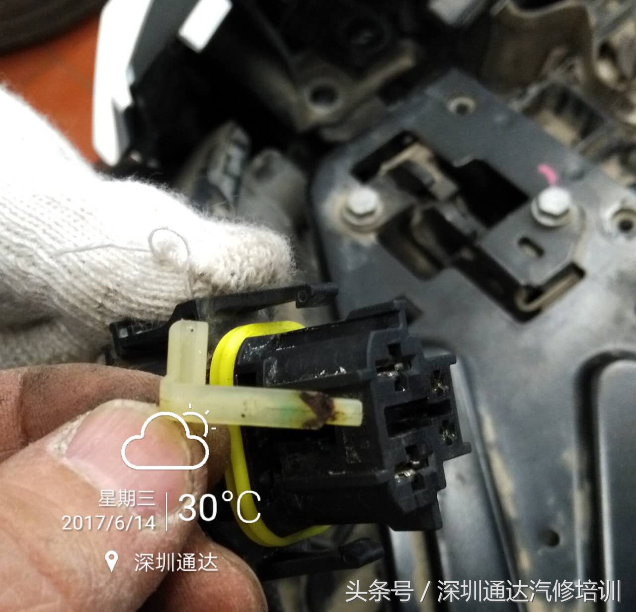 奔驰电子扇一直高速转,奔驰s350电子扇频繁高速运转