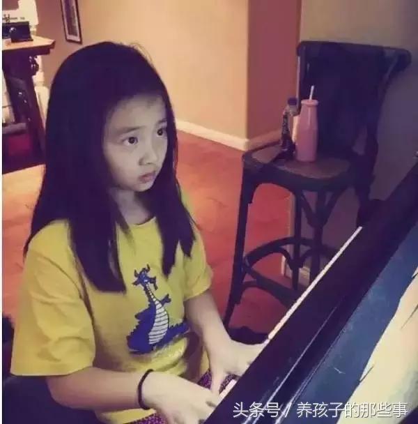 黄小厨背后的故事,黄小厨的深夜食堂综艺