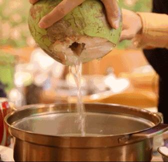 椰子汁水不是很甜,椰子汁椰子水椰树