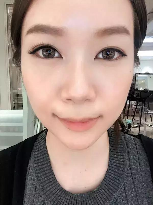 初学者贴假睫毛的教程,不会贴假睫毛录视频