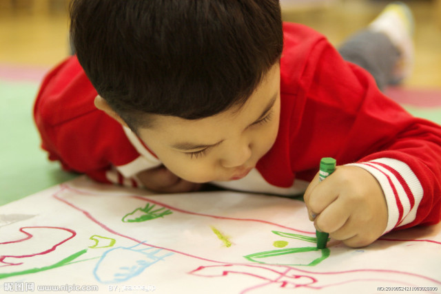 孩子学习成绩不好现在学画画好吗,扎心努力学习