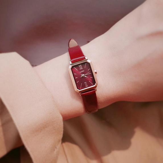 高级时尚手腕带,手腕上的时尚单品女