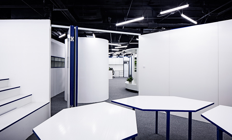 南京现代风办公室设计装潢设计,南京现代办公室装修装饰设计