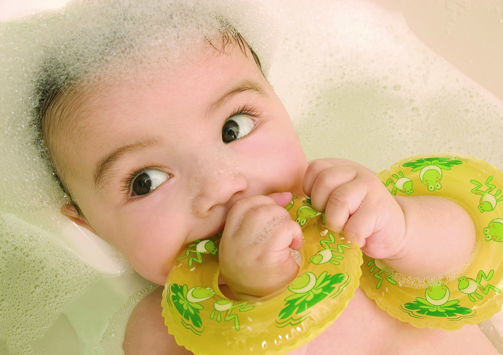 BB身上这些地方不是越干净越好，你的洁癖可能会伤害宝宝！