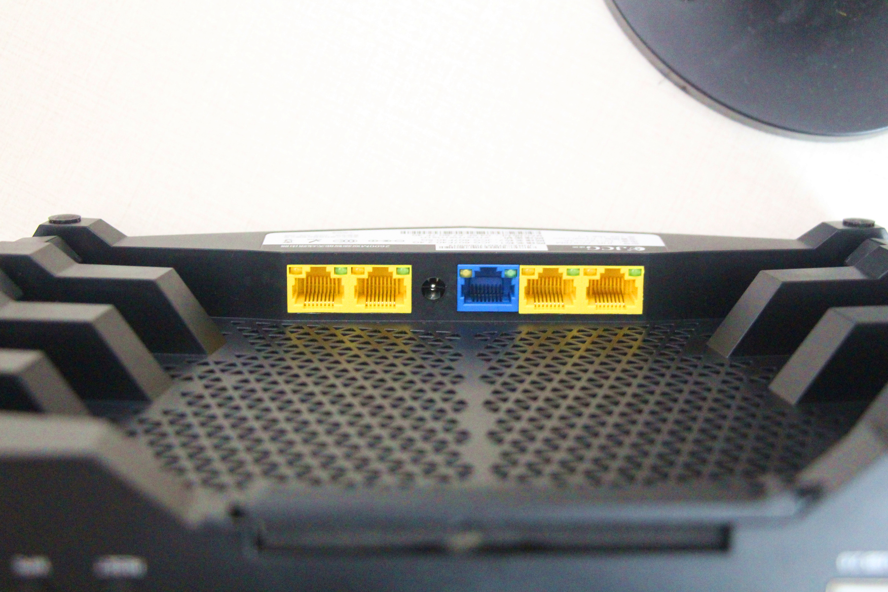 8根低损耗高增益天线，超强信号，游戏玩家必备装备--金刚狼体验