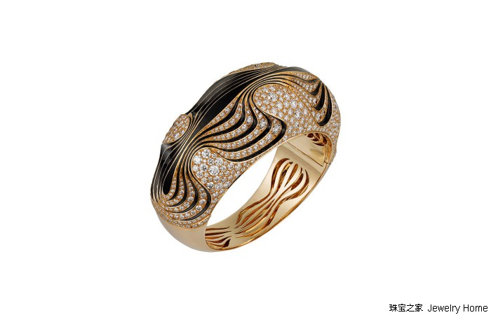 胖人适合粗的还是细的手镯,宽胖翡翠玉镯