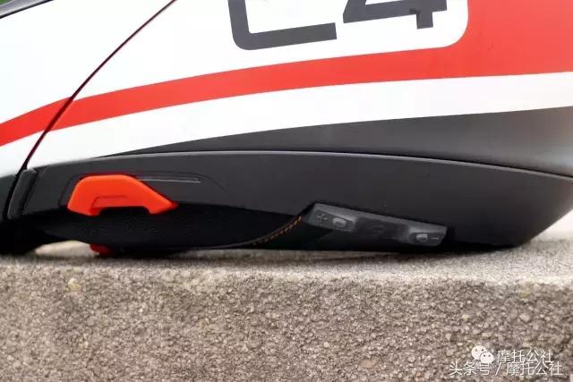 舒伯特揭面盔评测,舒伯特c4pro和agv揭面盔哪个好