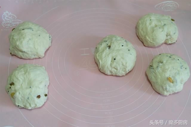 不要牛奶黄油的家庭自制面包,在家做面包用发酵粉