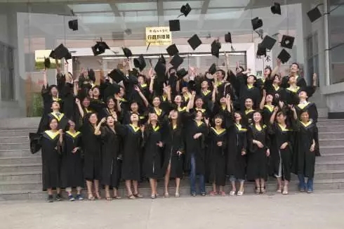 毕业季不要后悔自己的选择,毕业季诗朗诵不要说再见