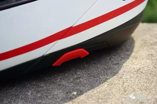 舒伯特揭面盔评测,舒伯特c4pro和agv揭面盔哪个好